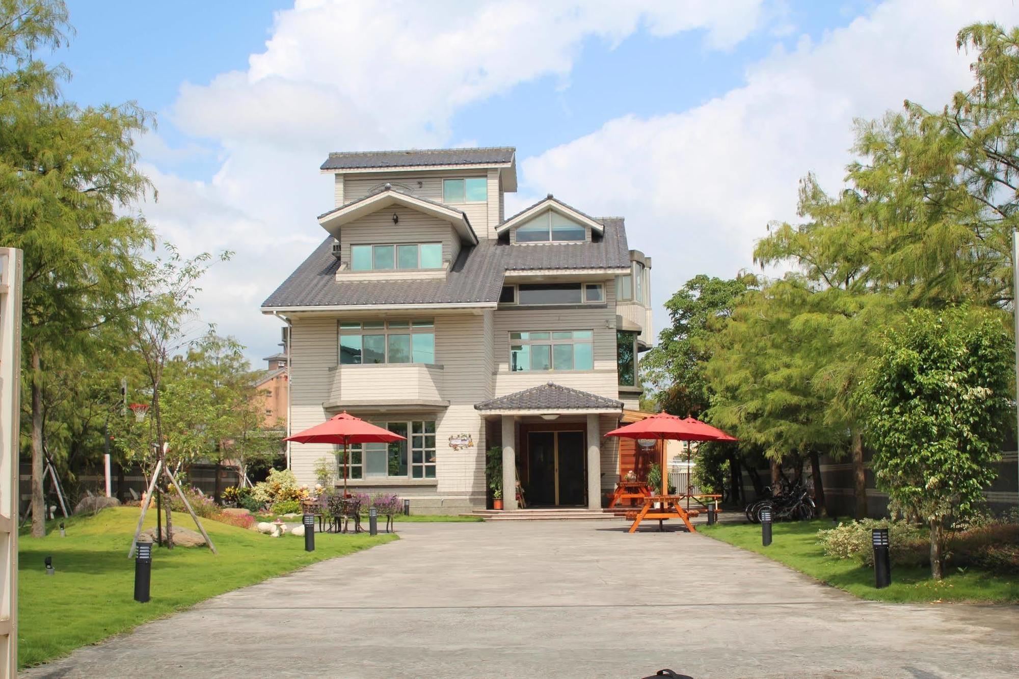 Yilan Pine Villa Homestay Luodong Exterior foto