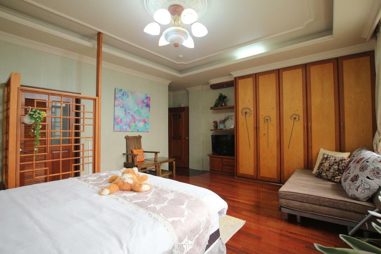 Yilan Pine Villa Homestay Luodong Exterior foto